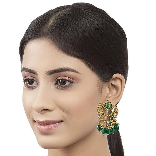 earring with 18 carat gold plating with classic white stones